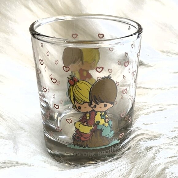 VINTAGE PRECIOUS MOMENTS GLASS VOTIVE CANDLE HOLDER  LOVE ONE ANOTHER RARE FIND - Picture 1 of 9